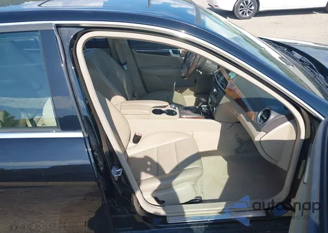 2012 Mercedes-Benz C 300 Luxury 4Matic/Sport 4Matic from USA, damaged, VIN WDDGF8BB8CR200253